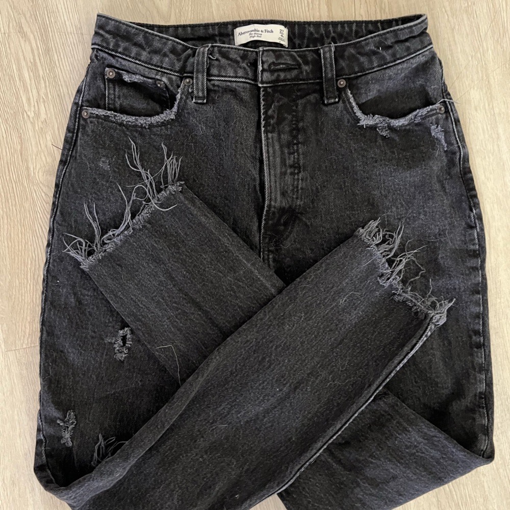High waisted crop jeans